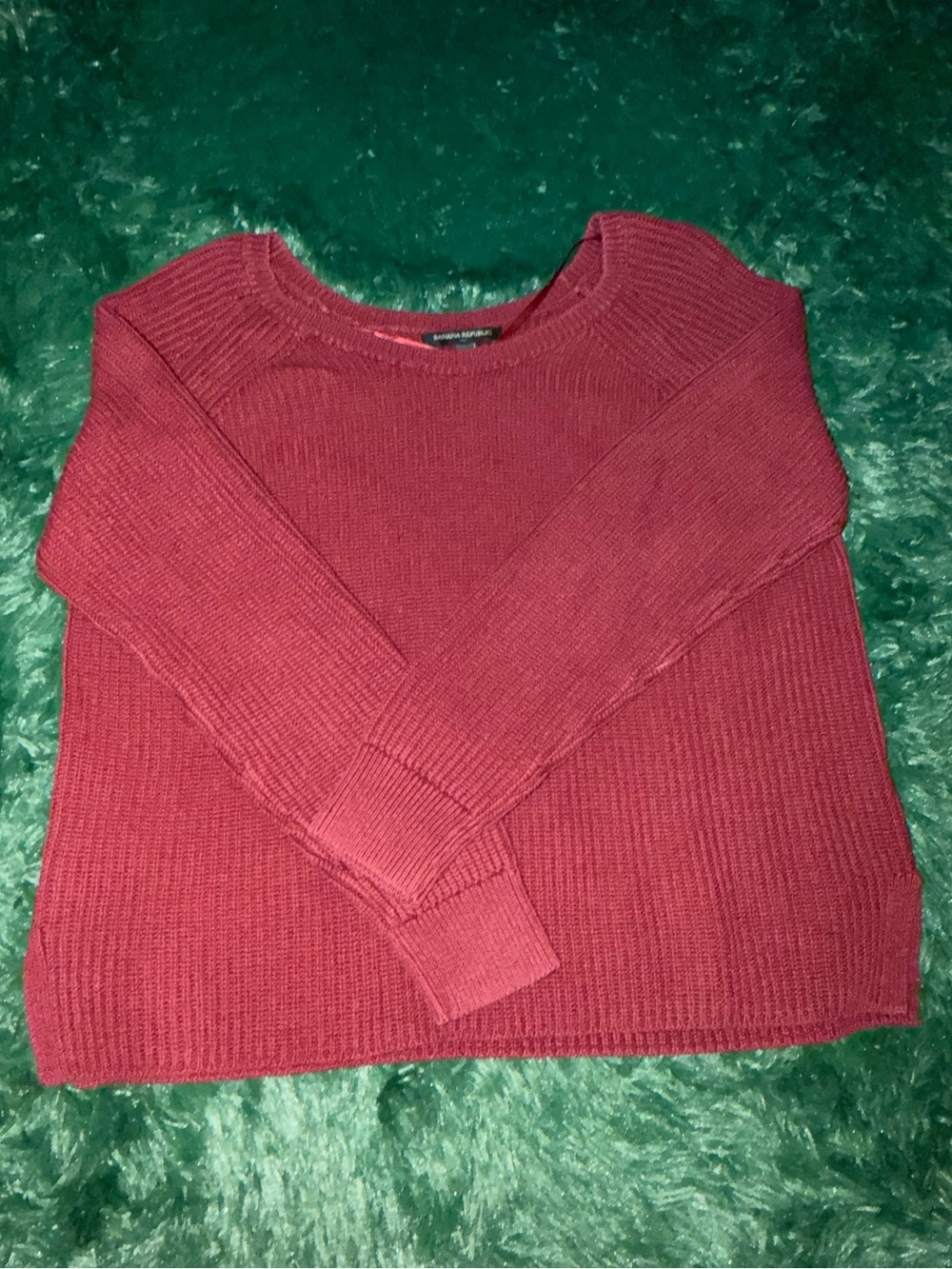 Banana Republic Ribbed Knit Sweater Women’s Medium Burgundy Crewneck